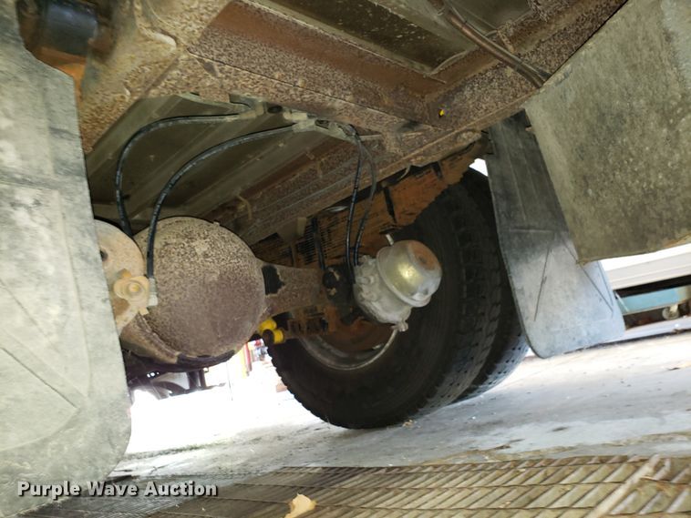 image for item FW9510 1972 International Blue Bird school bus