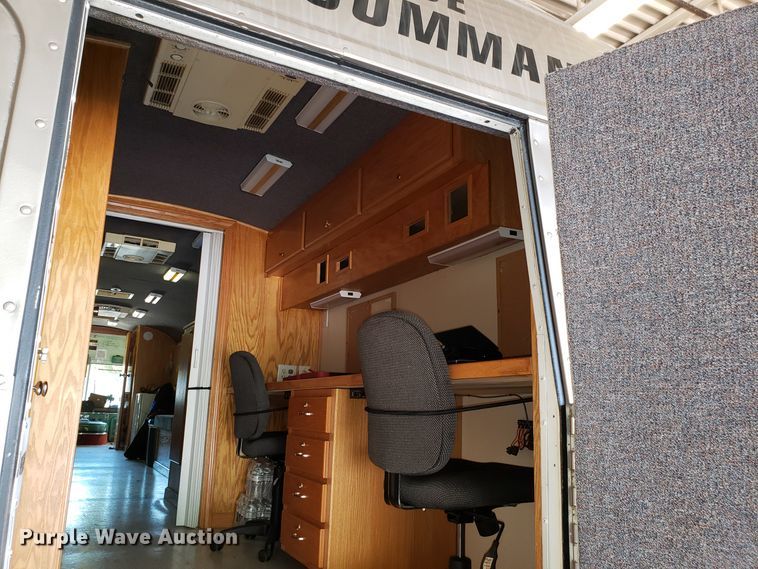 image for item FW9510 1972 International Blue Bird school bus