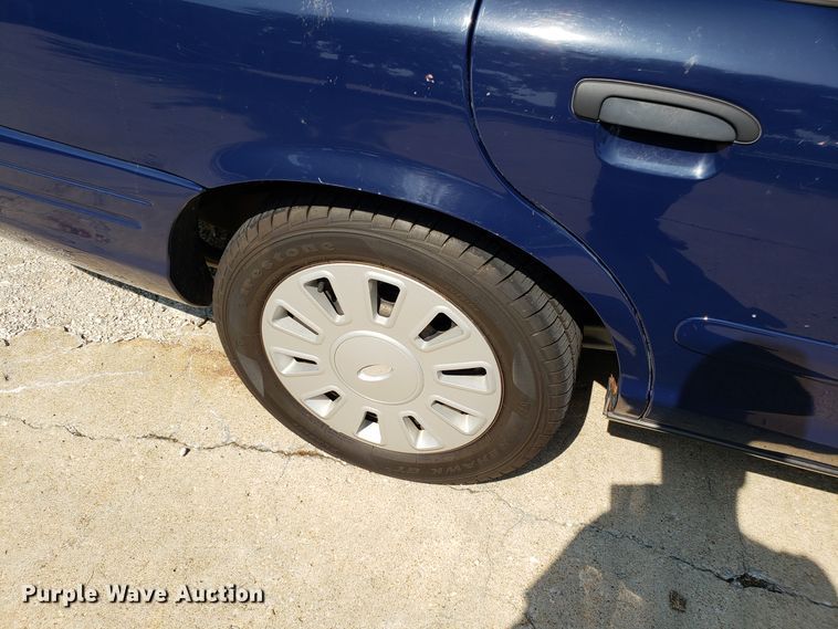 image for item FW9511 2008 Ford Crown Victoria Police Interceptor