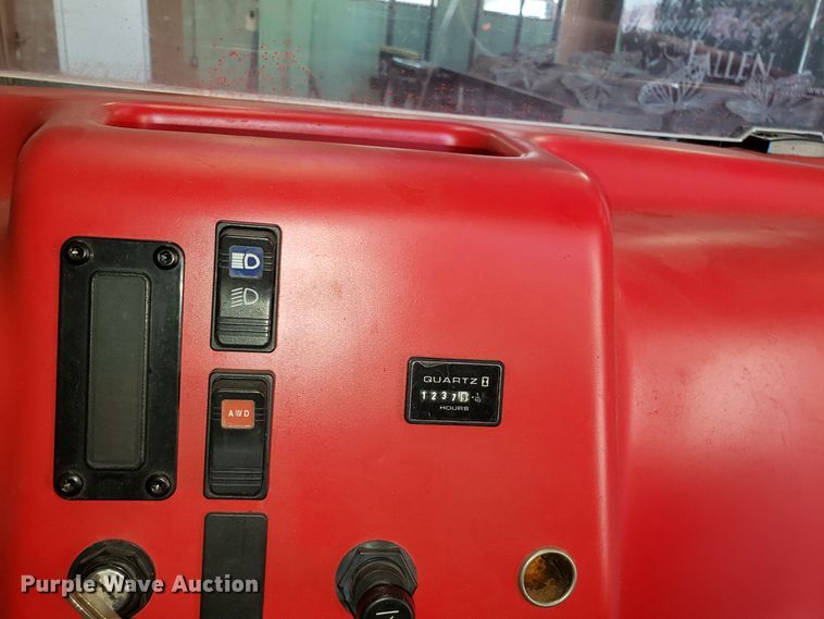 image for item FW9512 2000 Polaris utility vehicle