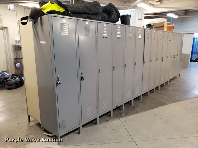 image for item FW9513 (27) lockers