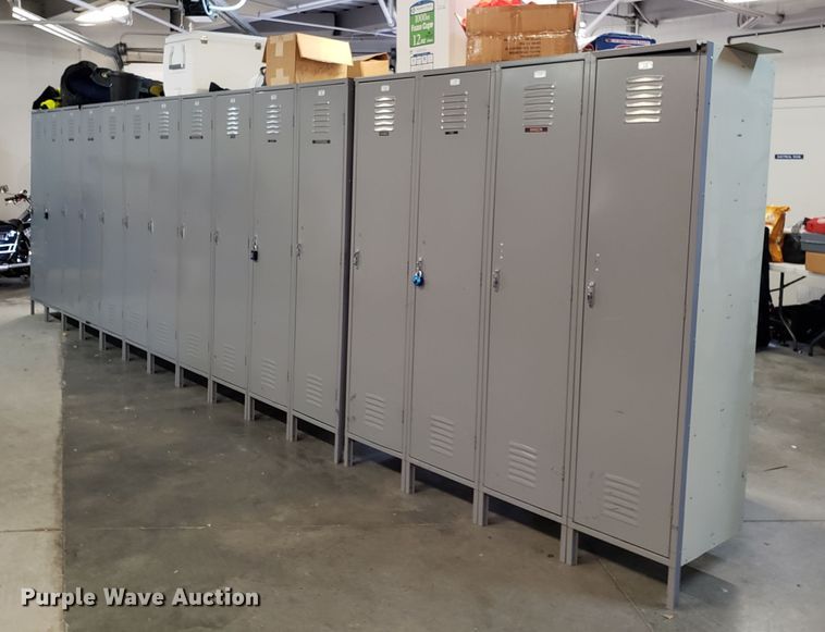 image for item FW9513 (27) lockers
