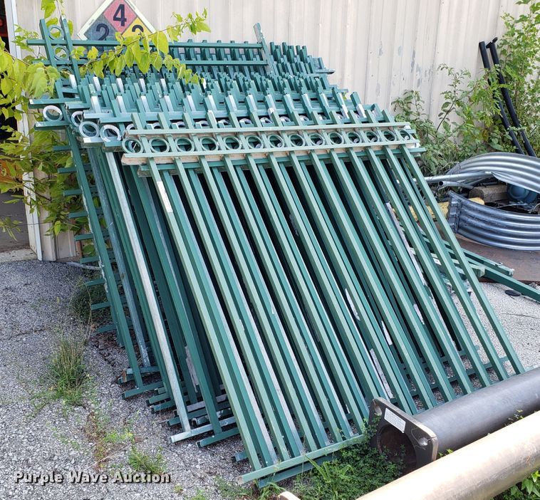 image for item FW9514 Approximately 200 aluminum fencing panels