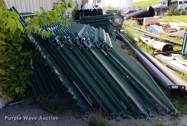 image for item FW9514 Approximately 200 aluminum fencing panels