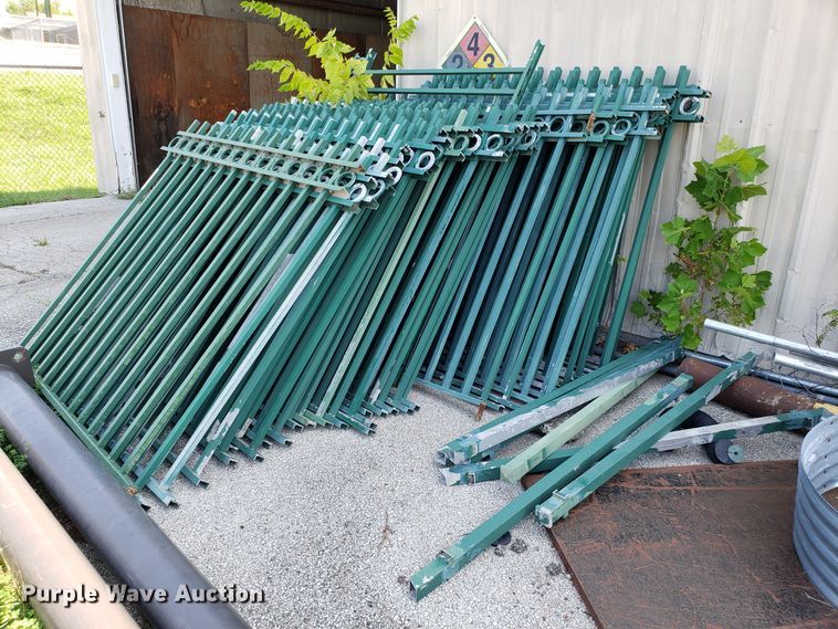 image for item FW9514 Approximately 200 aluminum fencing panels