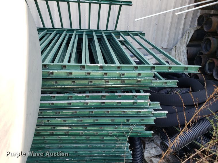 image for item FW9514 Approximately 200 aluminum fencing panels