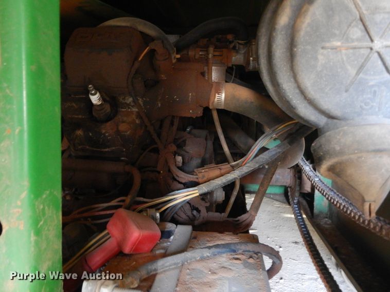 image for item FX9268 2001 John Deere Gator utility vehicle