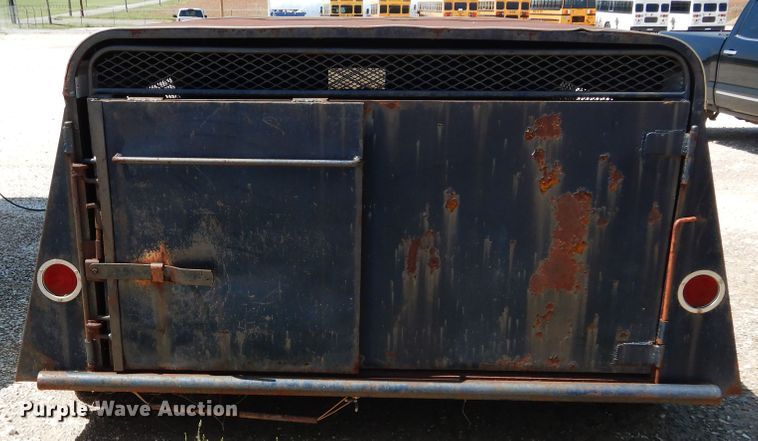 image for item FX9271 Shop built livestock trailer