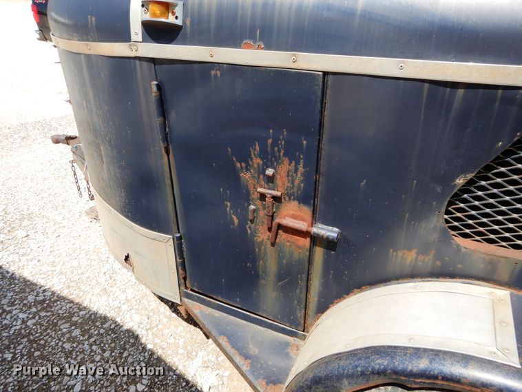 image for item FX9271 Shop built livestock trailer