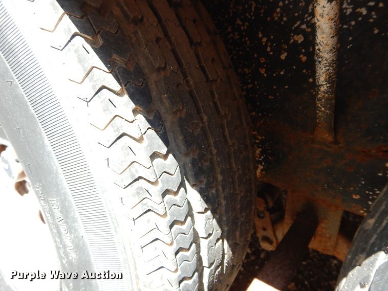 image for item FX9271 Shop built livestock trailer