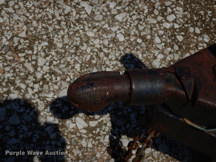 image for item FX9271 Shop built livestock trailer