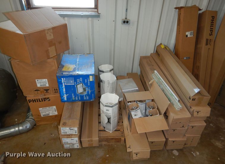 image for item FX9274 Light fixtures