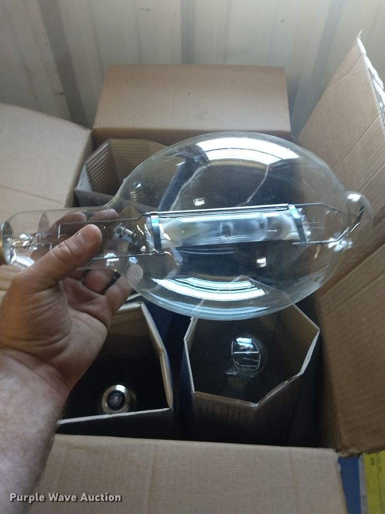 image for item FX9274 Light fixtures