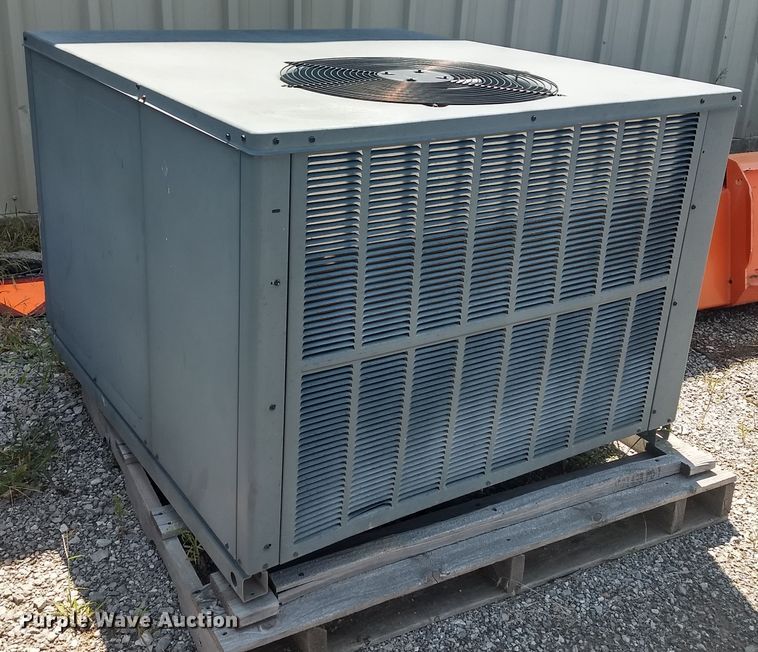 image for item FX9275 Goodman AC unit