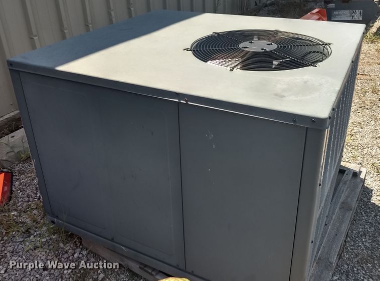 image for item FX9275 Goodman AC unit