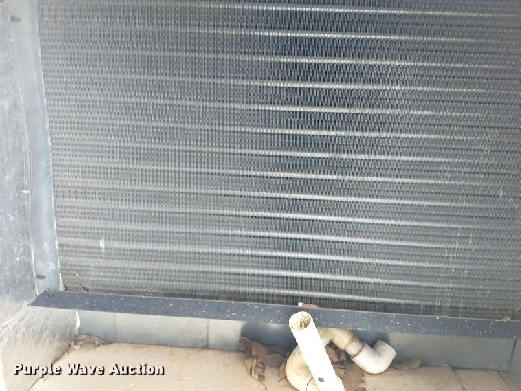 image for item FX9275 Goodman AC unit