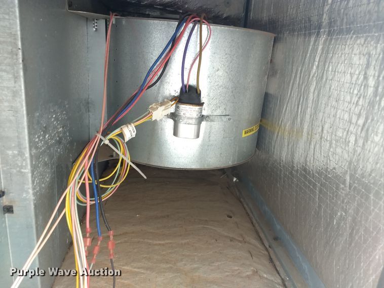 image for item FX9275 Goodman AC unit