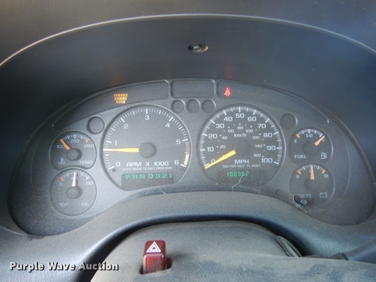 image for item GG9117 2000 GMC Sonoma Ext. Cab pickup truck