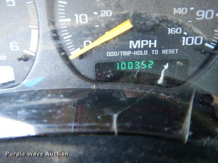 image for item GG9117 2000 GMC Sonoma Ext. Cab pickup truck