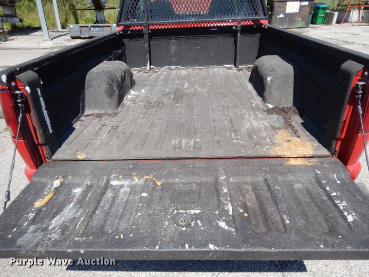 image for item GG9117 2000 GMC Sonoma Ext. Cab pickup truck