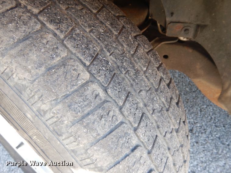 image for item GG9117 2000 GMC Sonoma Ext. Cab pickup truck