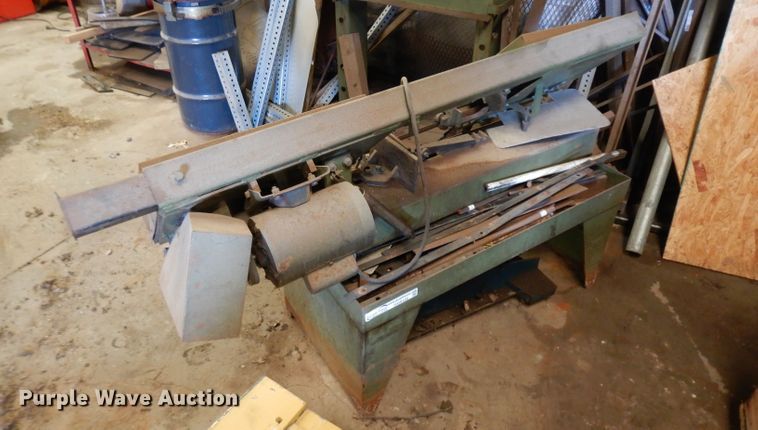 image for item GG9120 Carolina HD10 metal bandsaw