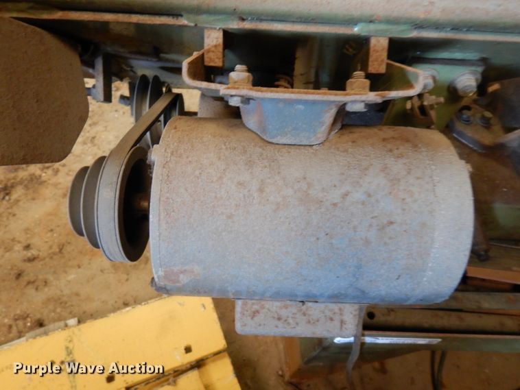 image for item GG9120 Carolina HD10 metal bandsaw