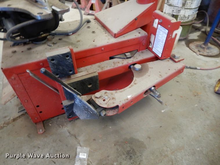 image for item GG9122 Coats 5040A rim clamp tire machine