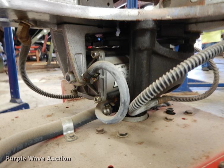 image for item GG9122 Coats 5040A rim clamp tire machine