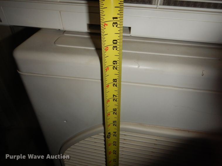 image for item GH9588 Sanyo inverter AC unit