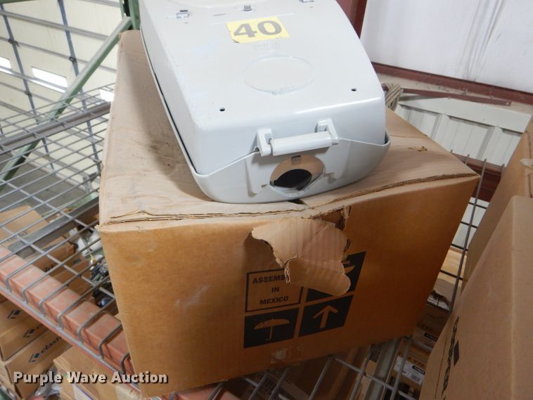 image for item GH9590 (2) Cooper street lights