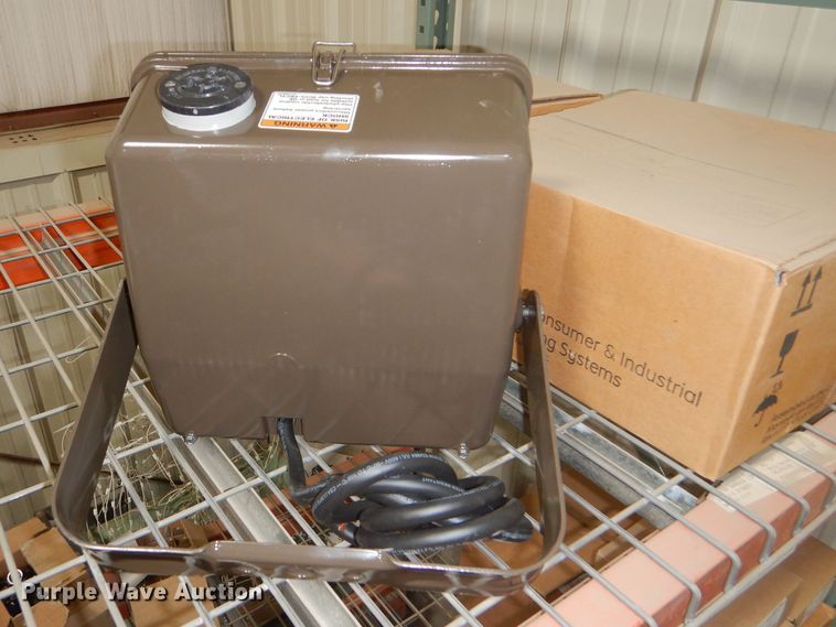 image for item GH9592 (3) GE PF-154 powerflood light fixtures