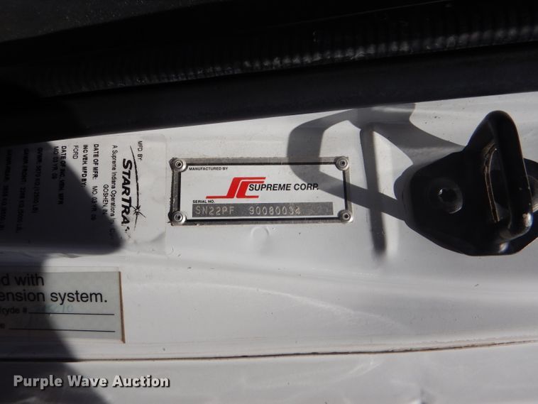 image for item GH9593 2009 Ford E350 Super Duty shuttle bus