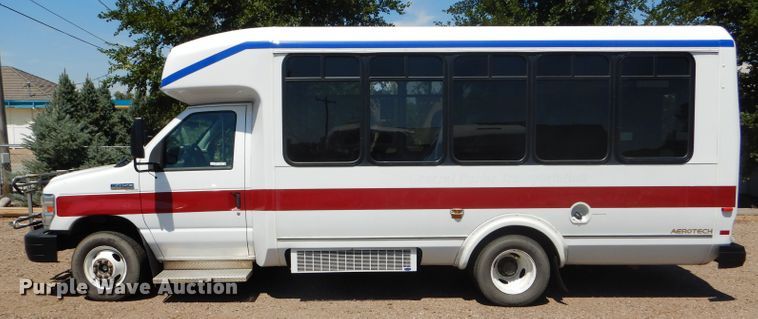 image for item GH9594 2010 Ford Econoline E450 Super Duty Eldorado shuttle bus