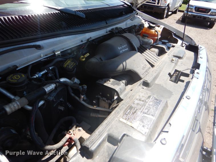 image for item GH9594 2010 Ford Econoline E450 Super Duty Eldorado shuttle bus