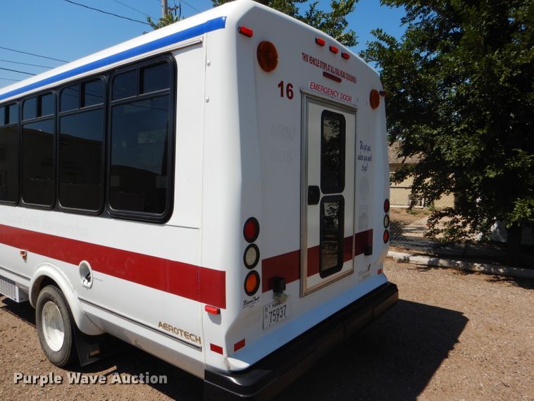 image for item GH9594 2010 Ford Econoline E450 Super Duty Eldorado shuttle bus