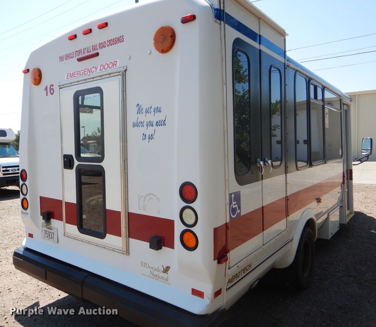 image for item GH9594 2010 Ford Econoline E450 Super Duty Eldorado shuttle bus