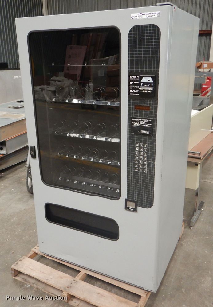 image for item GH9637 FSI 3076 vending machine