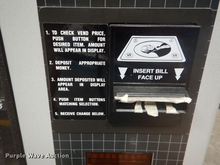 image for item GH9637 FSI 3076 vending machine