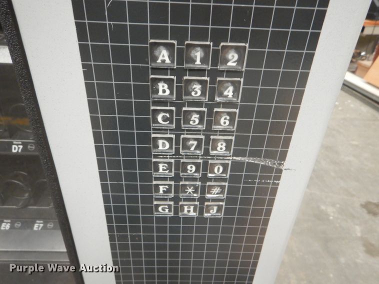 image for item GH9637 FSI 3076 vending machine