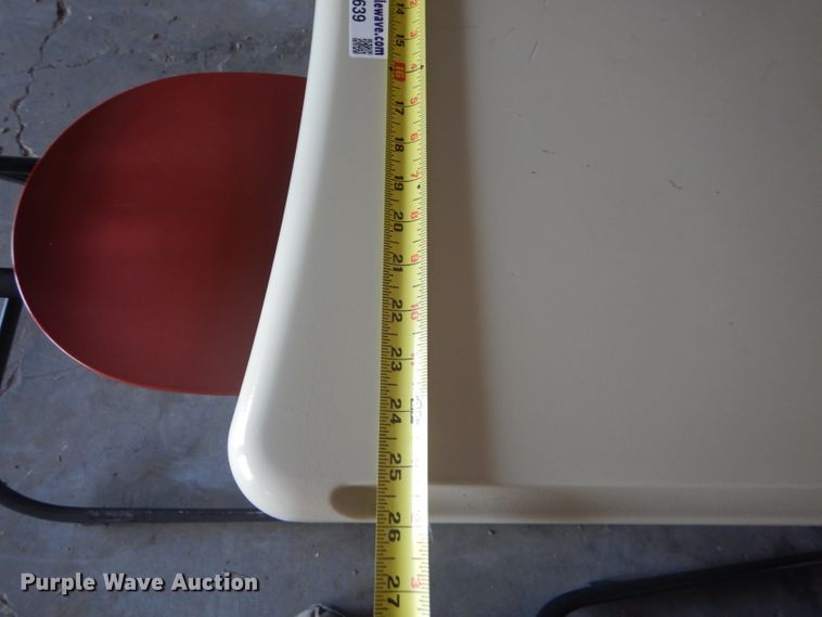 image for item GH9639 Approximately 24 student desks