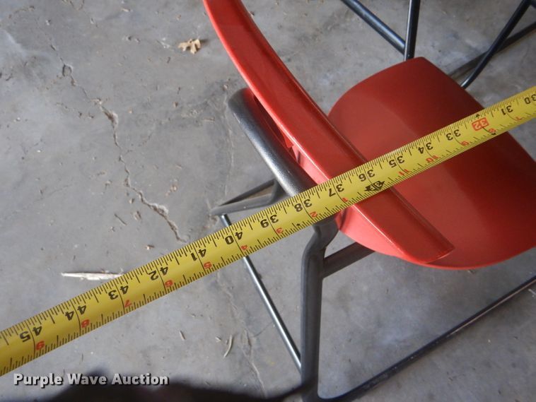 image for item GH9639 Approximately 24 student desks