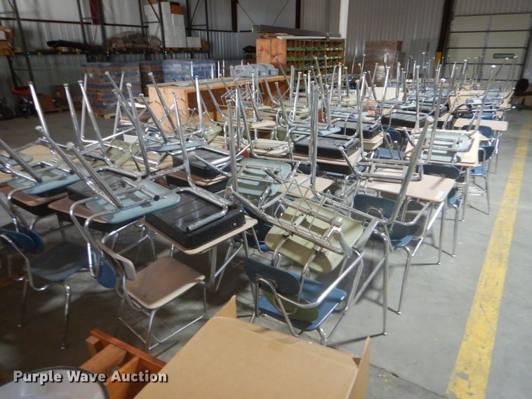 image for item GH9640 Approximately 65 student desks