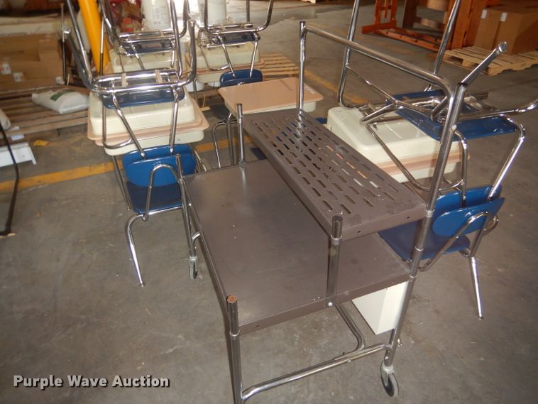 image for item GH9641 Approximately 34 student desks
