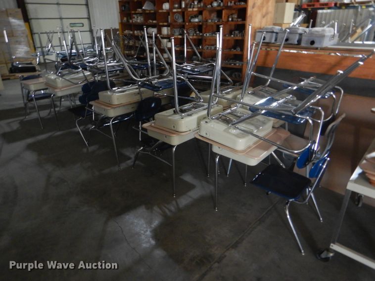 image for item GH9641 Approximately 34 student desks