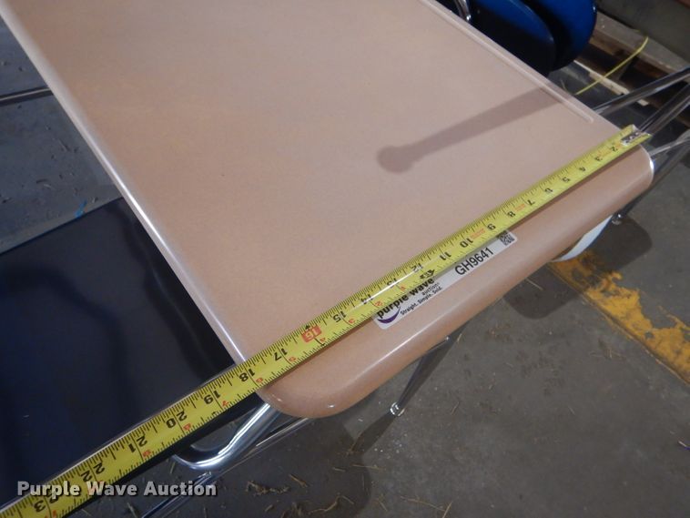 image for item GH9641 Approximately 34 student desks