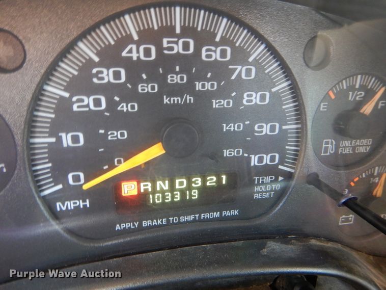 image for item GH9654 2001 Chevrolet Express 3500 Girardin school bus