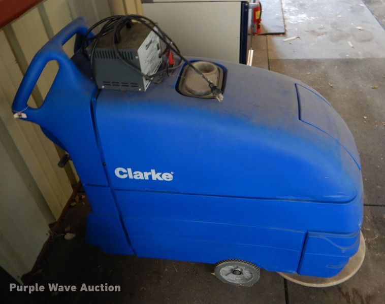 image for item GH9657 Clark Encore S20 floor scrubber