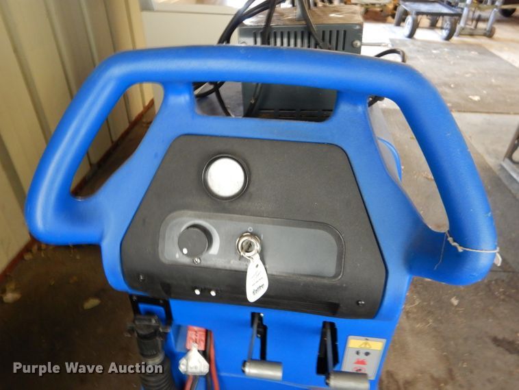 image for item GH9657 Clark Encore S20 floor scrubber