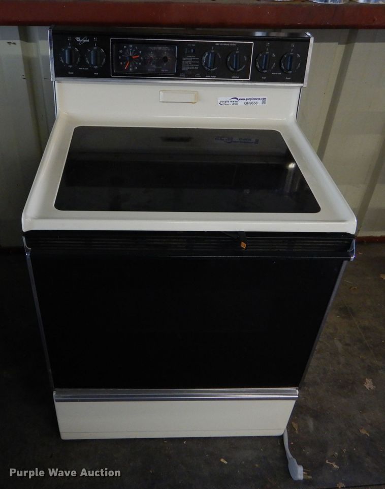 image for item GH9658 Whirlpool oven